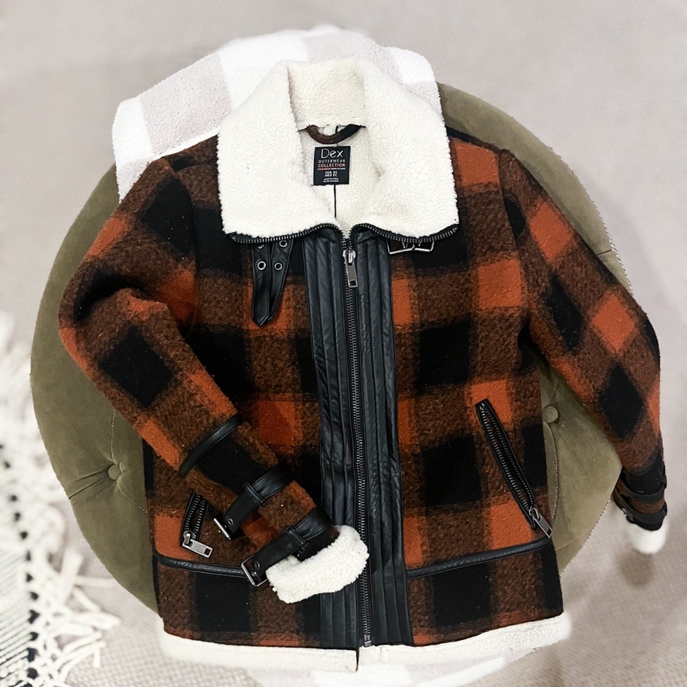 Women’s Luxury Fleece Lined Jacket
